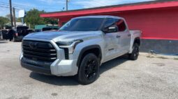 TOYOTA TUNDRA 2022