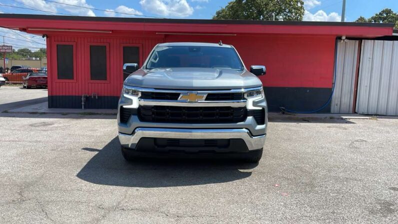 
								CHEVROLET SILERADO 2025 full									