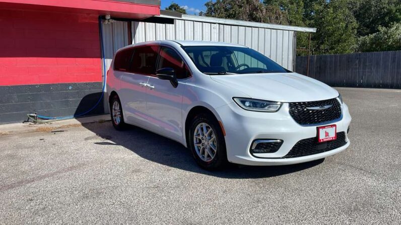
								CHRYSLER PACIFICA 2024 full									