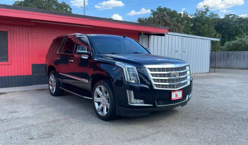 CADILLAC ESCALADE 2017