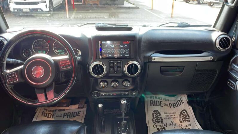 
								JEEP WRANGLER 2017 full									