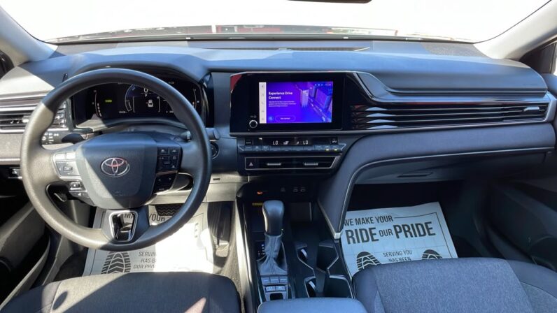 
								TOYOTA CAMRY 2025 full									