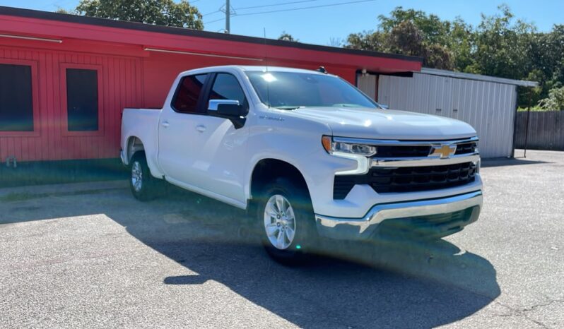 
								CHEVROLET SILVERADO 2025 full									