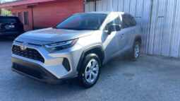 TOYOTA RAV4 2025