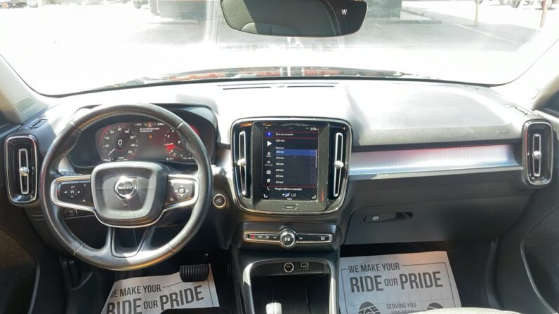 
								VOLVO XC40 2020 full									
