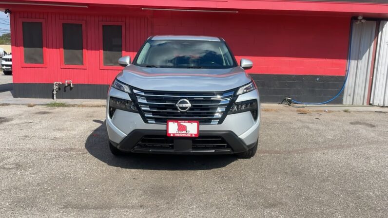 
								NISSAN ROGUE 2025 full									