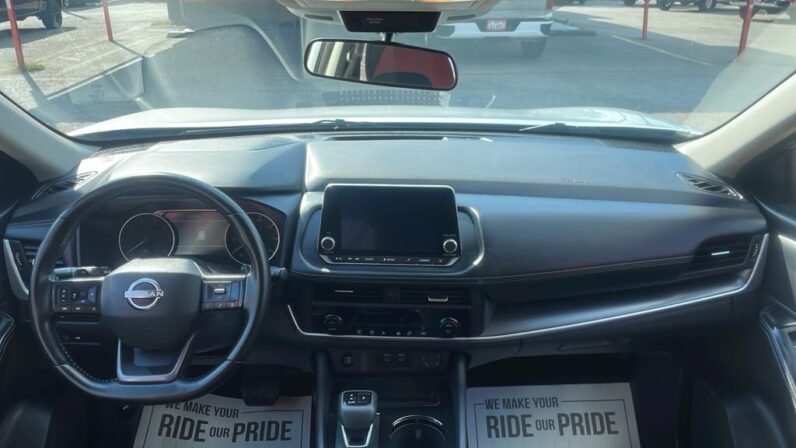
								NISSAN ROGUE 2025 full									