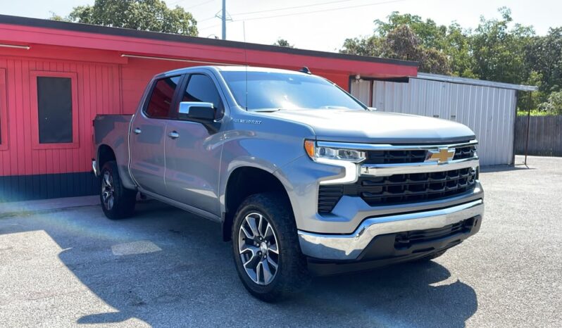 
								CHEVROLET SILVERADO 2023 full									