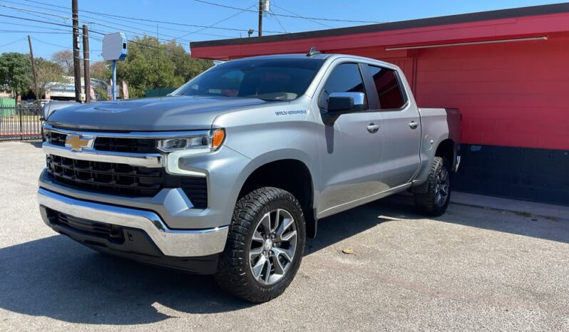 
								CHEVROLET SILVERADO 2023 full									