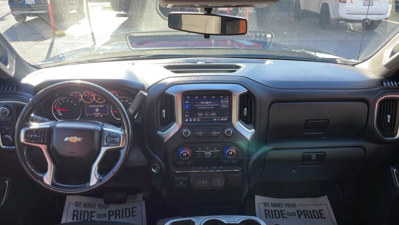 
								CHEVROLET SILVERADO 2021 full									