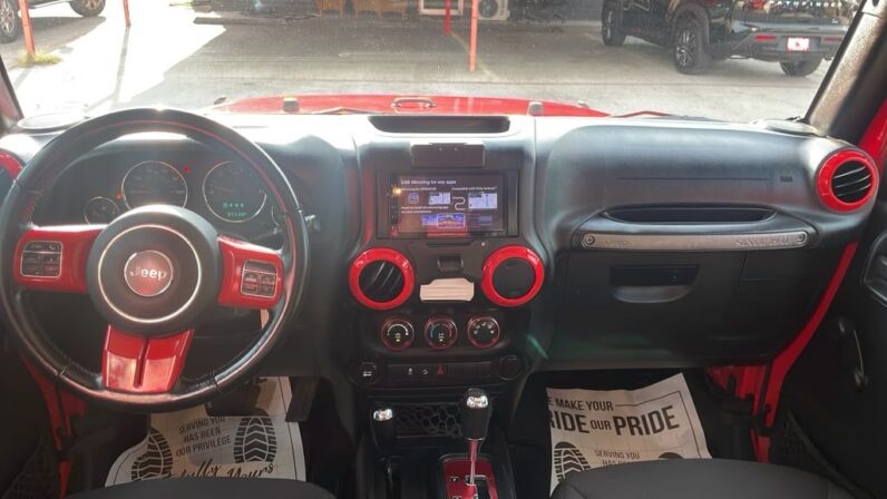 
								JEEP WRANGLER 2017 full									