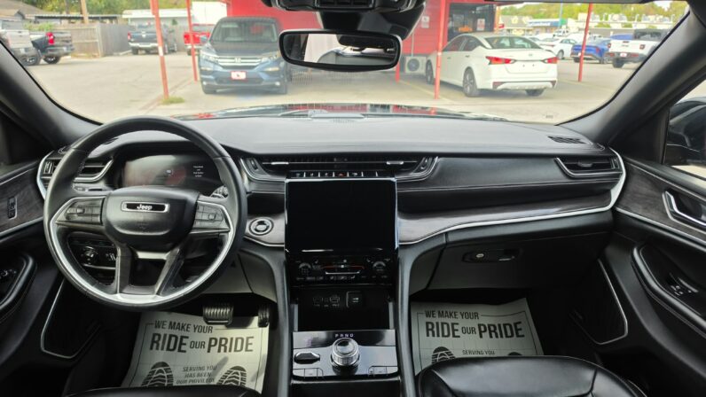 
								JEEP GRAN CHEROKEE 2024 full									