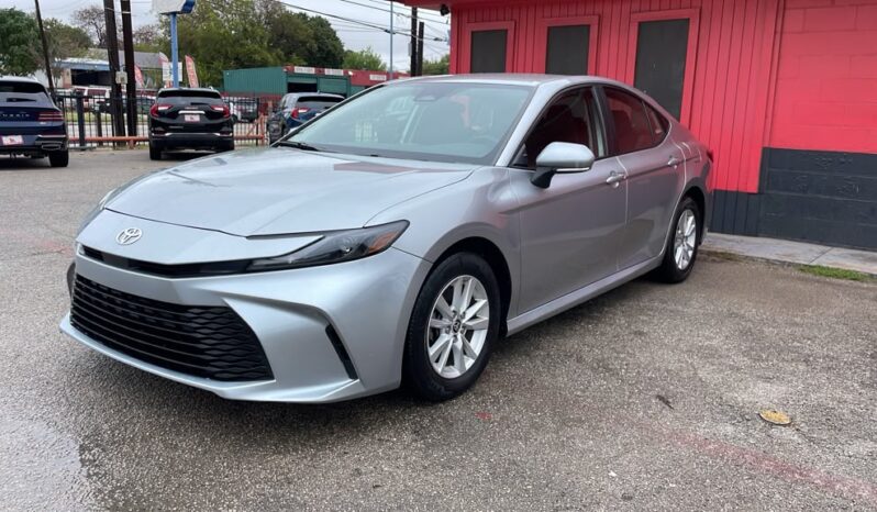 TOYOTA CAMRY 2025