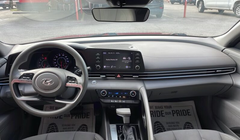 HYUNDAI ELANTRA 2023