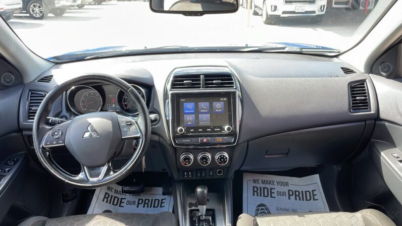 
								MITSUBISHI OUTLANDER 2023 full									