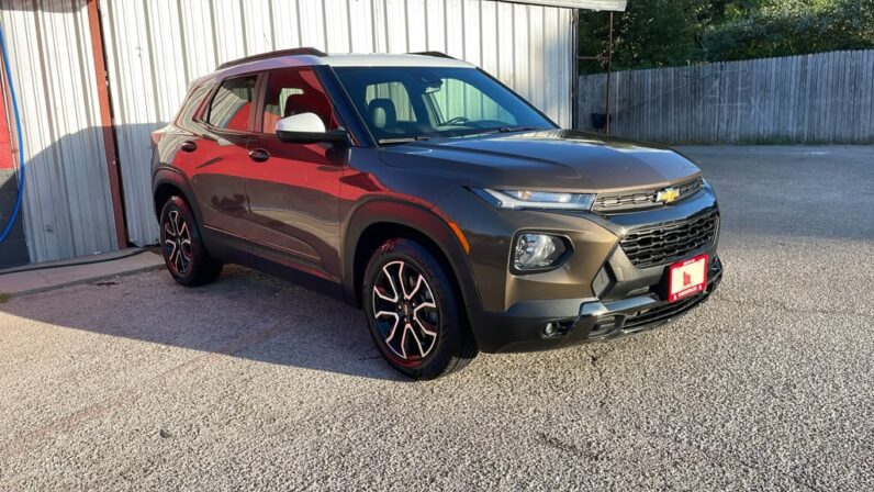 
								CHEVROLET TRAILBLAZER 2021 full									