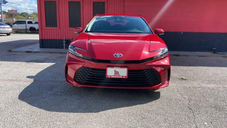 
								TOYOTA CAMRY 2025 full									