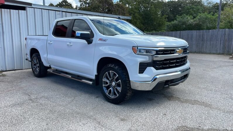 
								CHEVROLET SILVERADO 2024 full									