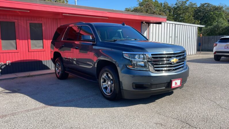 
								CHEVROLET TAHOE 2019 full									