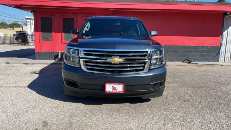 
								CHEVROLET TAHOE 2019 full									