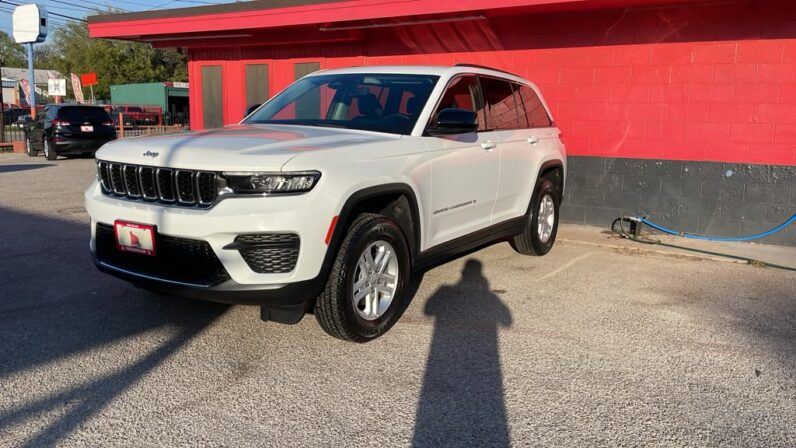 
								JEEP GRAND CHEROKEE 2023 full									